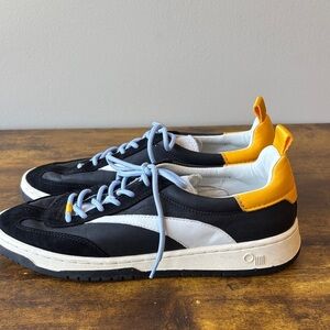 Oncept Black and Yellow Sneakers 9.5